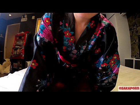 ❤️ Jauna cosplay mergina mėgsta seksą iki orgazmo su skvirtingu arkliuku ir blowjobu. Azijietė mergina su plaukuota putytė ir gražiomis krūtimis tradiciniu japonišku kostiumu mėgėjiškame vaizdo įraše, kuriame rodoma masturbacija su dulkinimo žaisliukais. Sakura 3 OSAKAPORN. ❤❌ Dulkinimasis prie mūsų ❌️