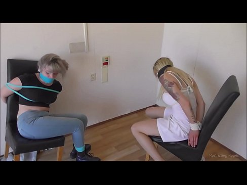 ❤️ Priklausomas / surištas ir sučiauptas / nelaimės ištikta mergina ❤❌ Dulkinimasis prie mūsų ❌️